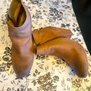 BP tan leather heel boot
